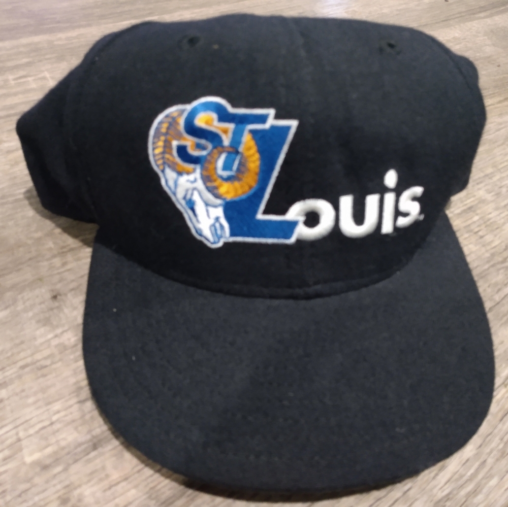 New Era St. Louis Rams Fitted Throwback Size 7 hat